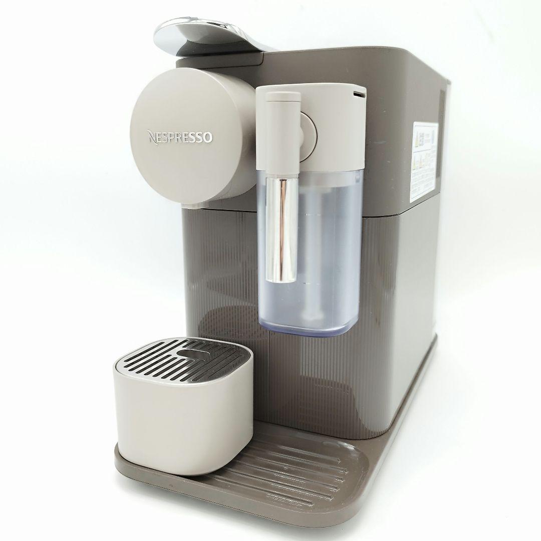 ネスプレッソ　ラティシマ・ワン　モカブラウン　 F111　コーヒーメーカー