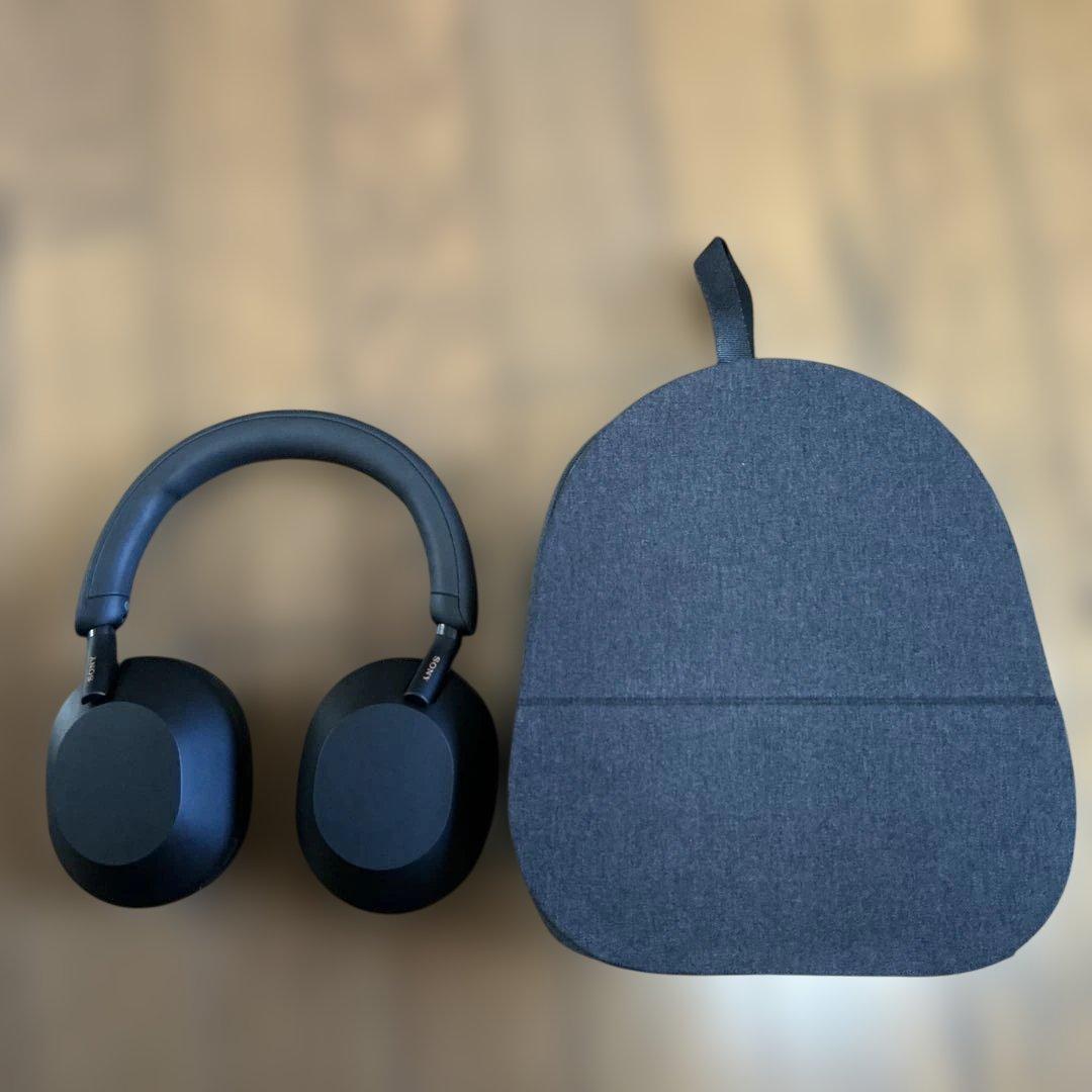 SONY ワイヤレスヘッドホン WH-1000XM5 ブラック ケース付き