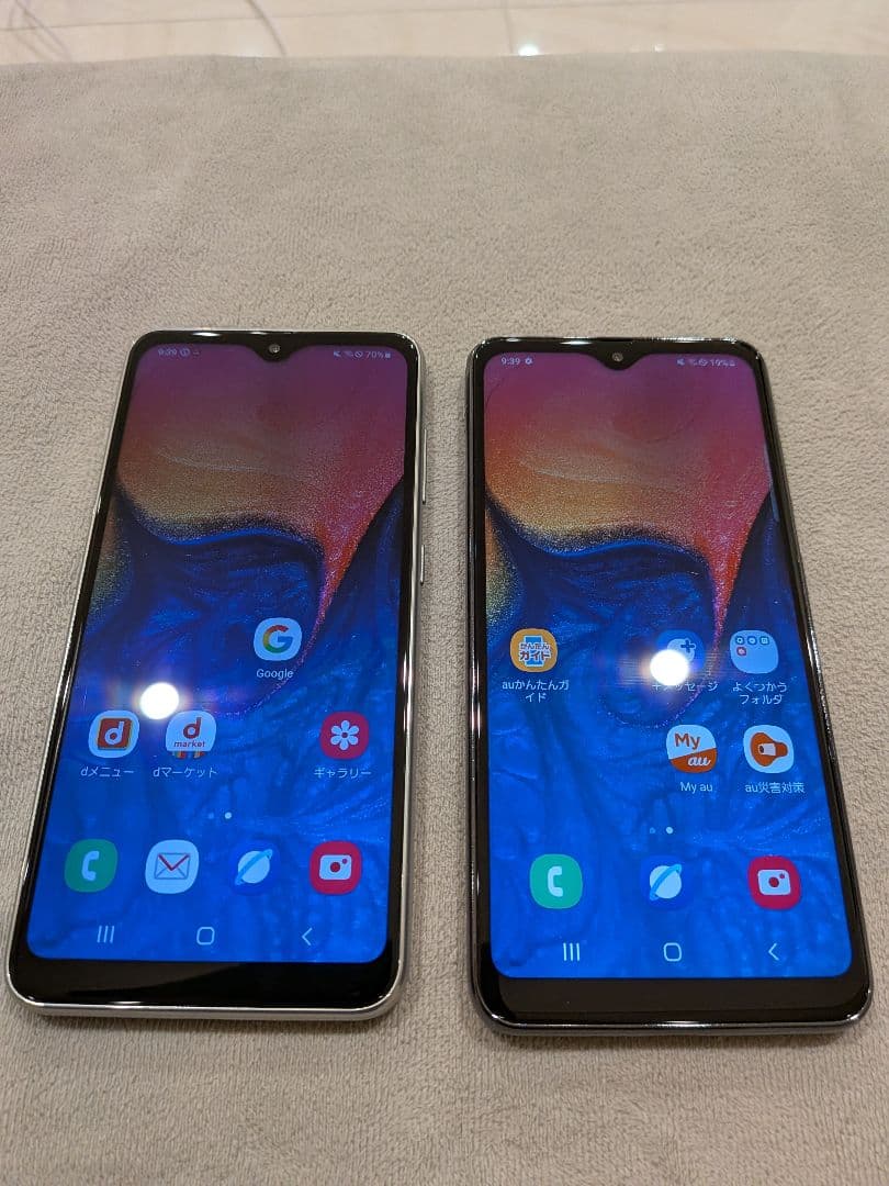 Samsung Galaxy A20 ブラック　ホワイト