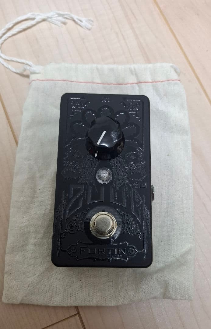 FORTIN ZUUL - BlackOut ギターエフェクター