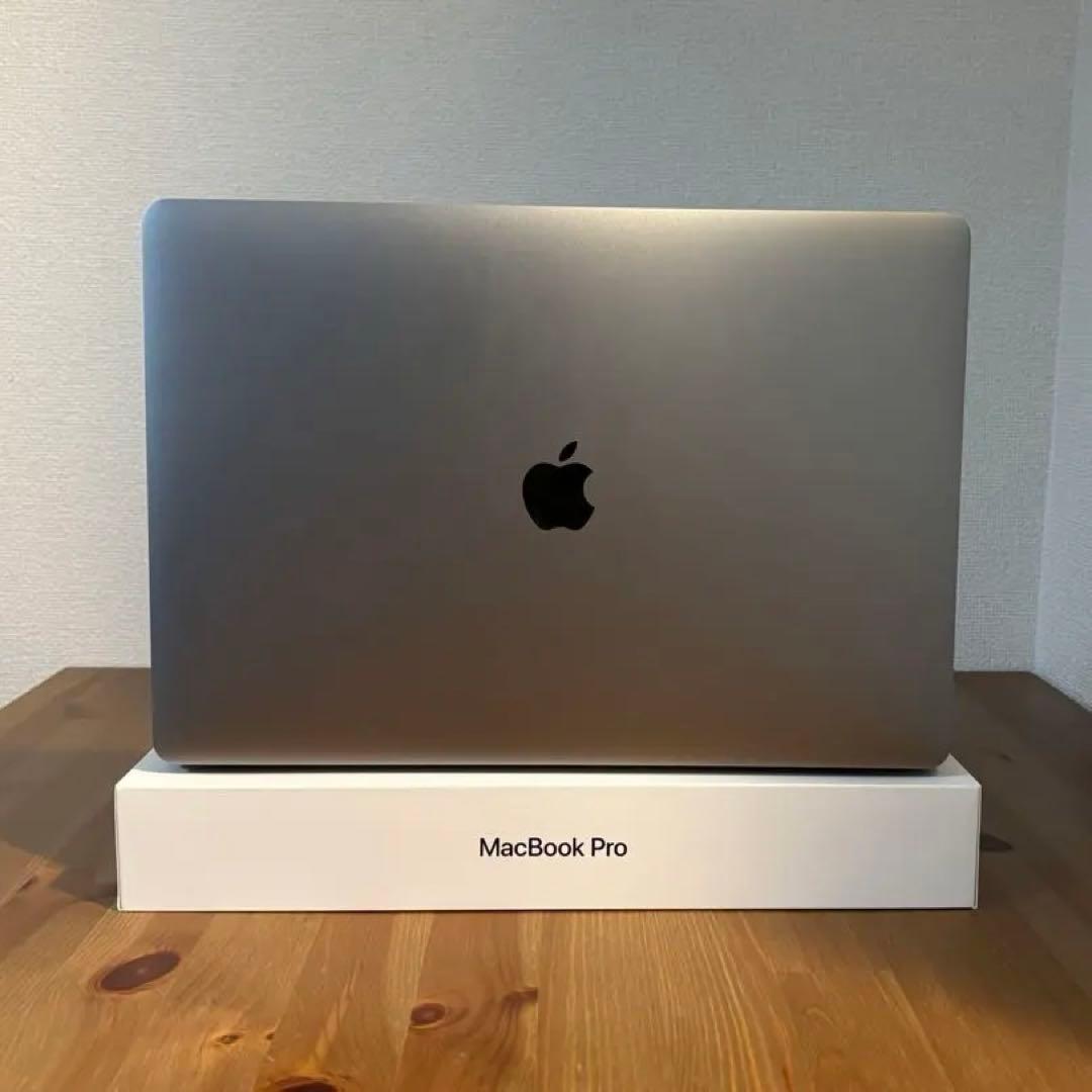 Apple MacBook Pro 15インチ 2018 USキーボード　箱付き