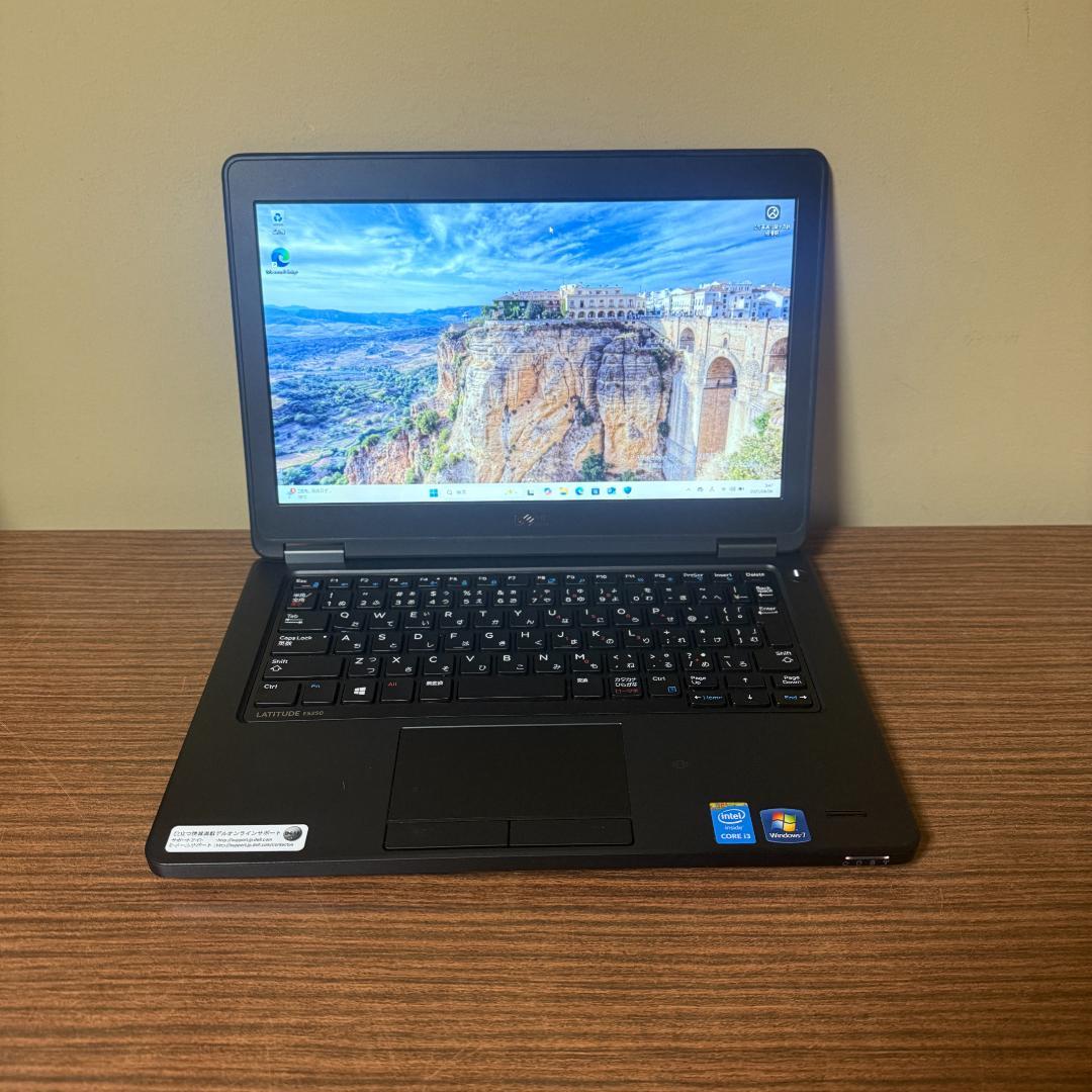 Windowsノート本体 Dell Latitude E5250 - 16GB, 256GB SSD