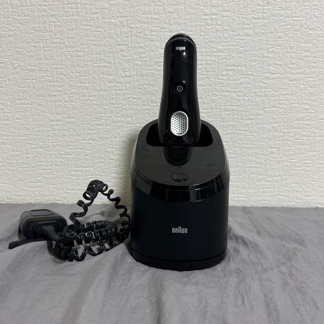 こ*ん様 Braun series9 電気シェーバー 充電スタンド付き