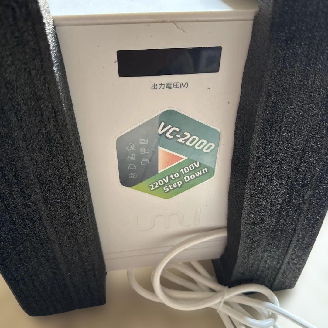 VC-2000 ステップダウントランス 220V-100V