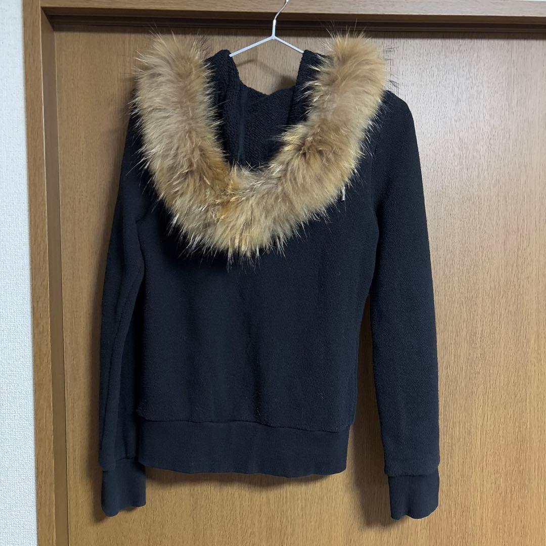 ファー パーカー 平成ギャル y2k バーバリー 黒