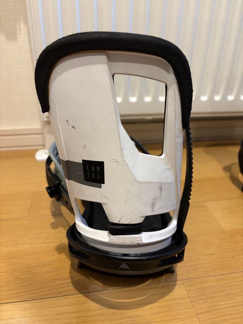 BURTON ビンディング CARTEL MサイズRe:flex 白