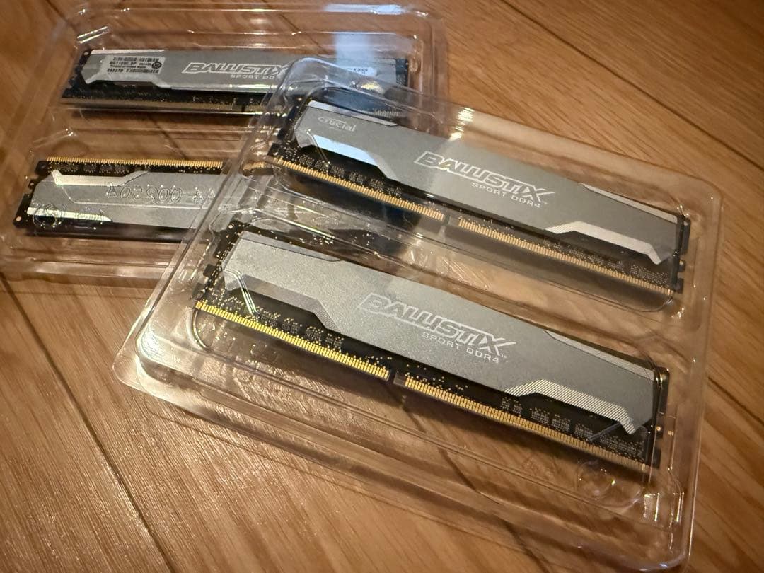Crucial Ballistix DDR4 2400MHz 8GB 4枚セット
