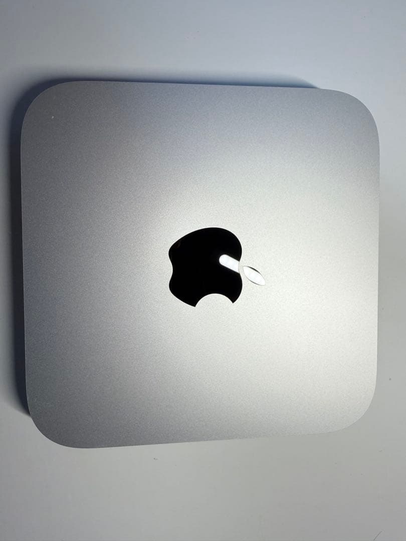Apple Mac mini M2 8GBメモリ / 256GB SSD