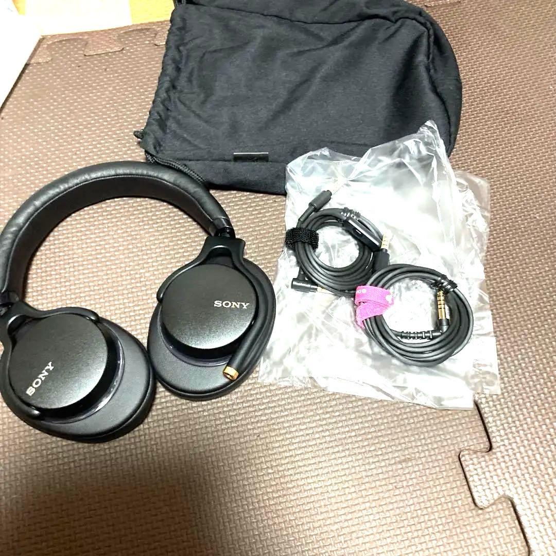 【ほぼ未使用品】ソニー MDR-1AM2-B ステレオヘッドホン ブラック、