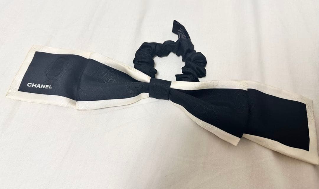 【CHANEL シャネル】ヘアアクセサリーリボンシュシュ