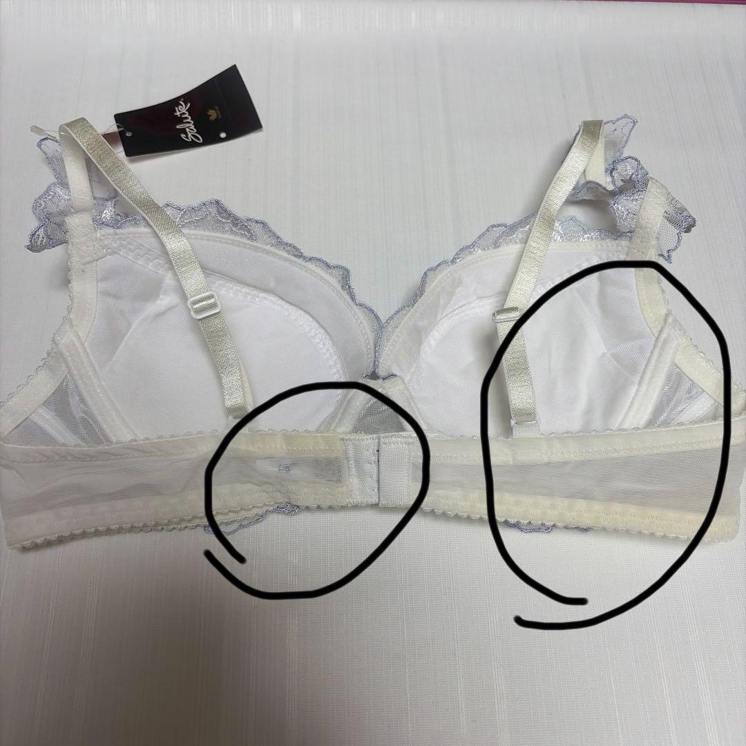 sulute花柄レース ブラジャーショーツガーターセットC75/M（色やけあり）