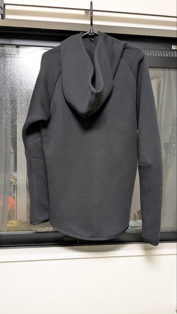 2025ナイキ スポーツウェア テックフリース ウィンドランナー　レディースM