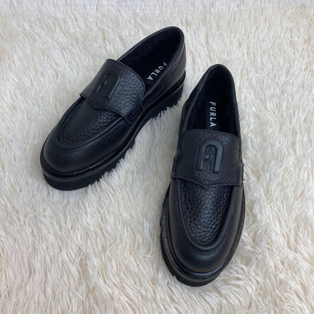 美品　FURLA 厚底　ボア　ローファー　36