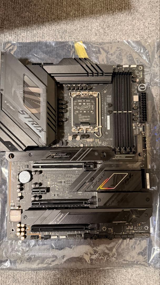 ROG STRIX Z790-F GAMING WIFI 動作確認済み