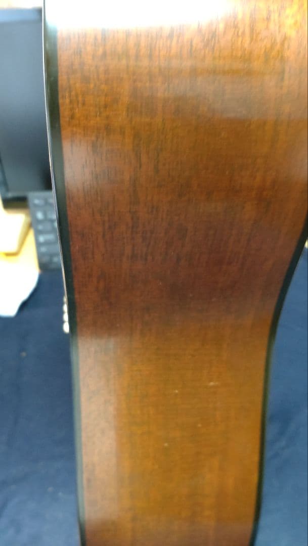 Martin D18ギター ハードケース付き