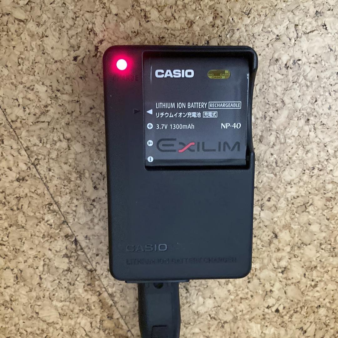 【動作品】CASIO EXILIM EX-Z1050 シルバー コンデジ カシオ