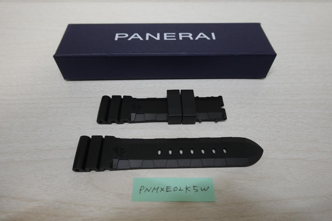 未使用　純正　PANERAI　パネライベルト、ストラップカウチューブラック　ＸＬ