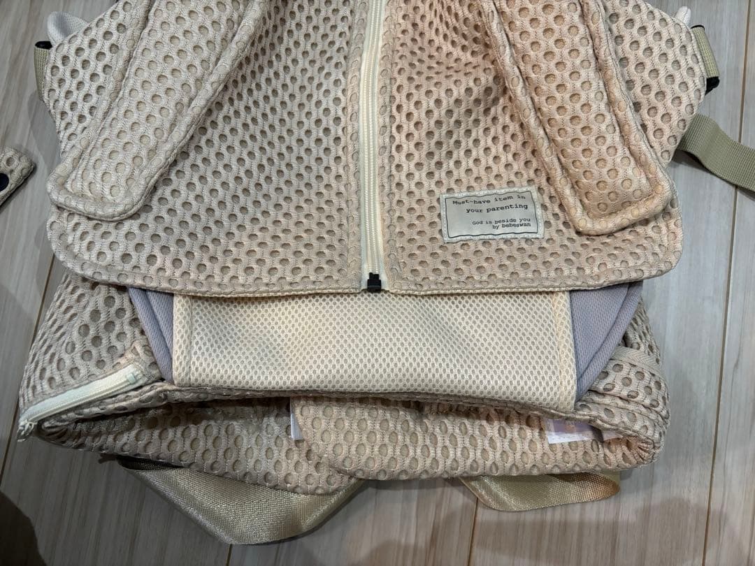 bebe swan メッシュ抱っこ紐 サンドベージュ