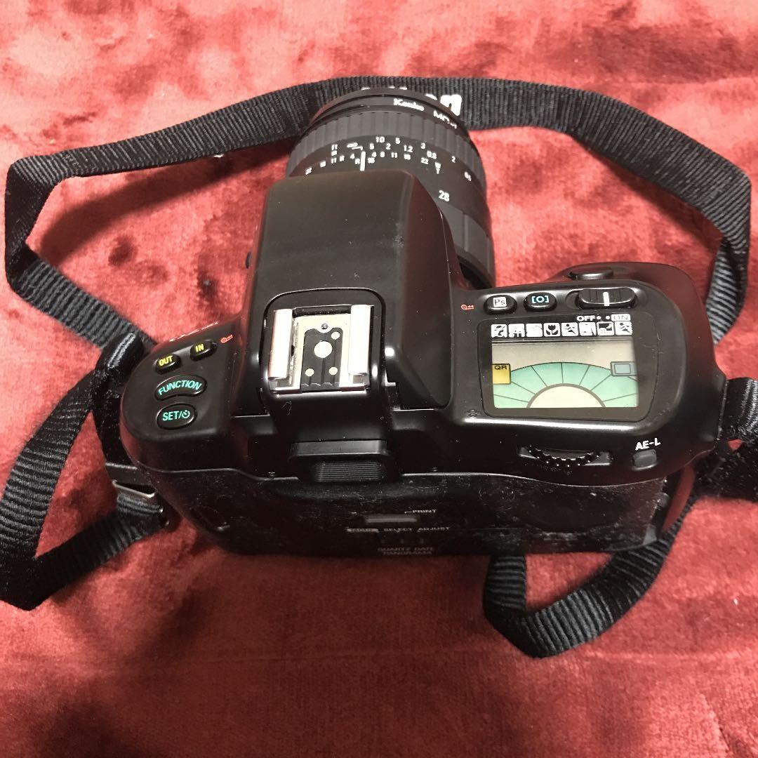 Nikon F70D 一眼レフ、専用ケース、簡易説明書付