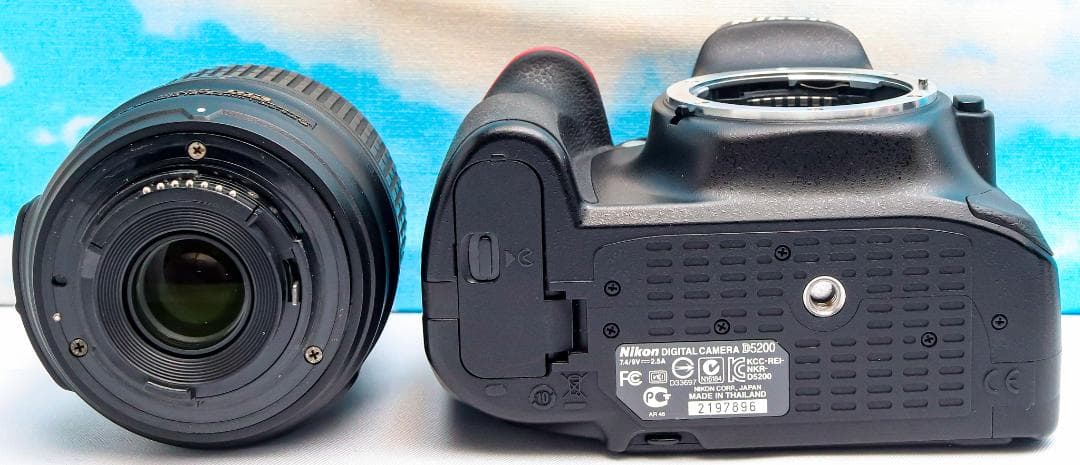 ニコン Nikon D5200⭐️スマホに転送⭐️超高画質⭐️動画OK⭐️