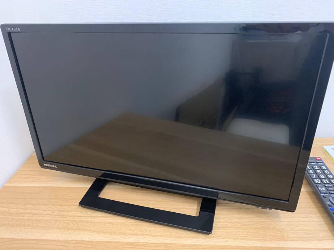TOSHIBA 19S22 19インチ ハイビジョン液晶テレビ 小型TV 美品