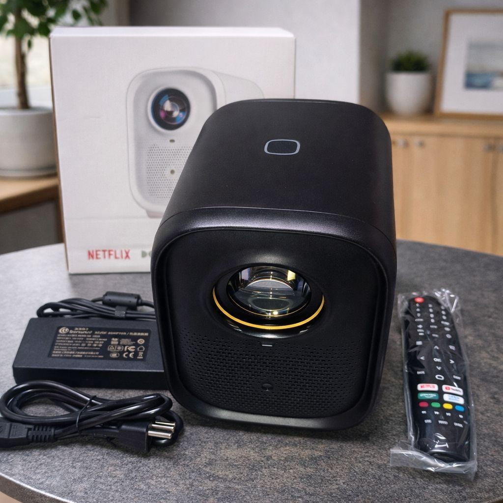 ラスト 新品 Netflix公式認定 プロジェクター COI UNO5 Q1 黒