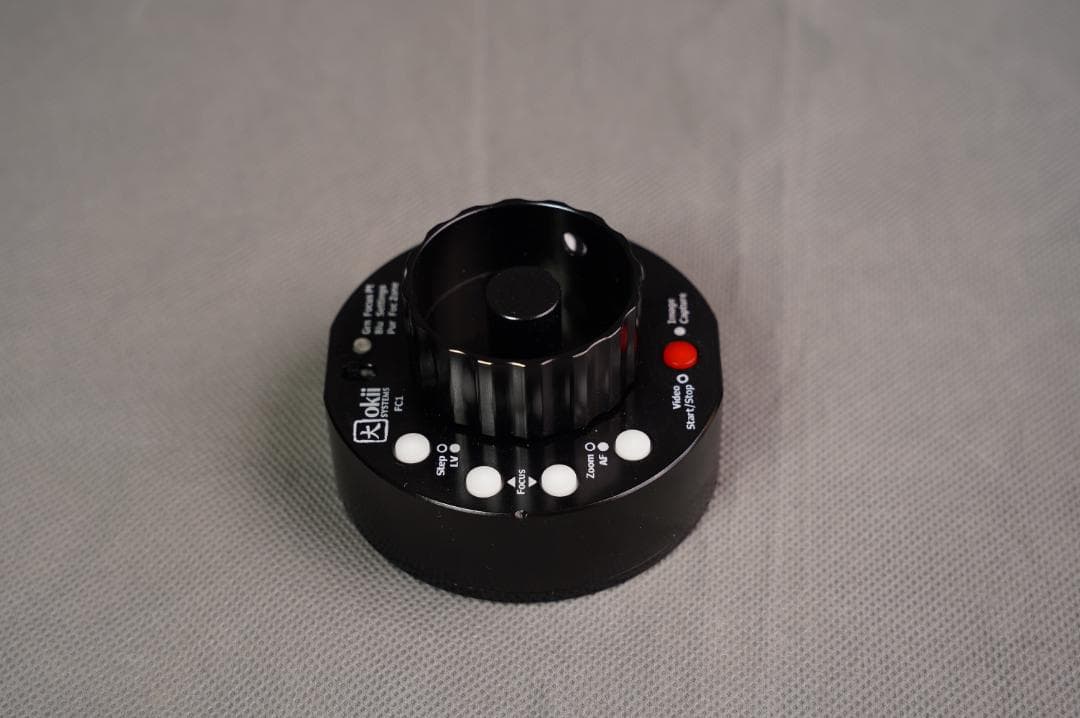 okii フォーカスコントローラー