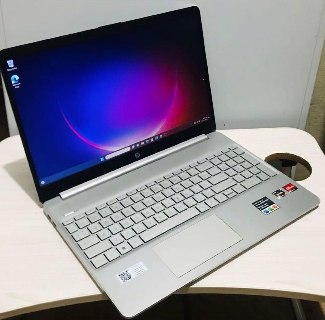 HP Laptop 15s-eq3xxx 即購入可
