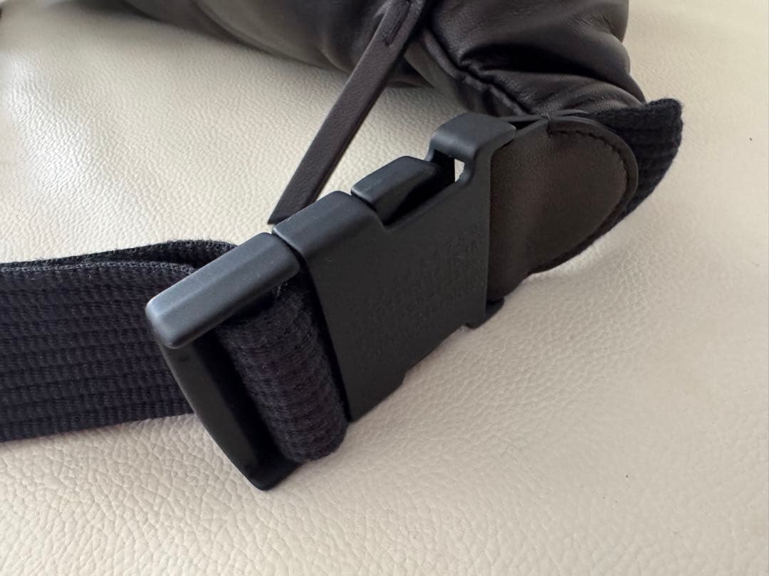 新品未使用メゾンマルジェラ S55WB0070 GLAM SLAM グラムスラム