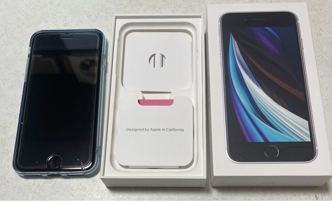 Apple iPhone SE (第2世代) ホワイト 128GB SIMフリー