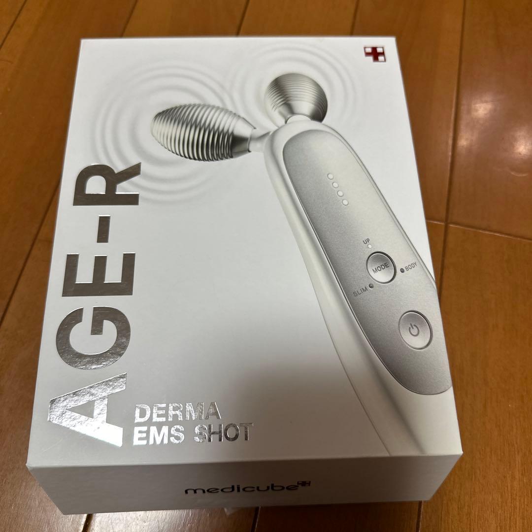 AGE-R DERMA EMS SHOT medi cube 美顔器