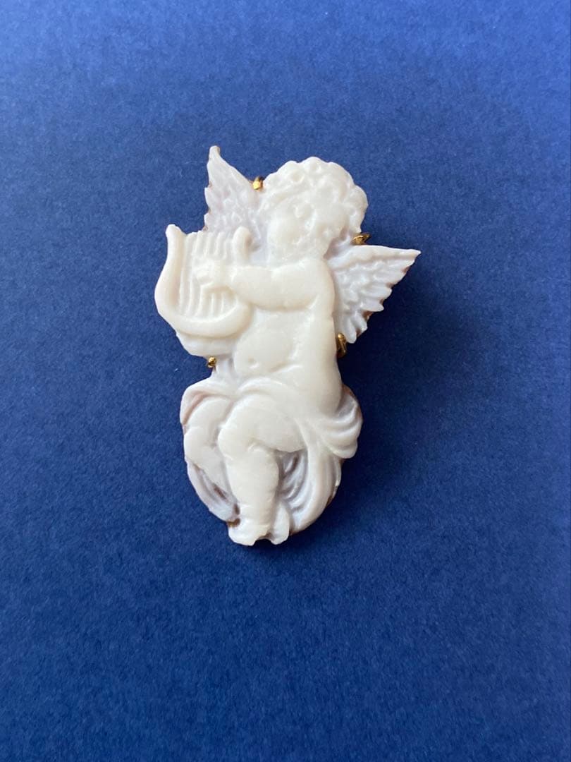 カメオ　k18天使ペンダント