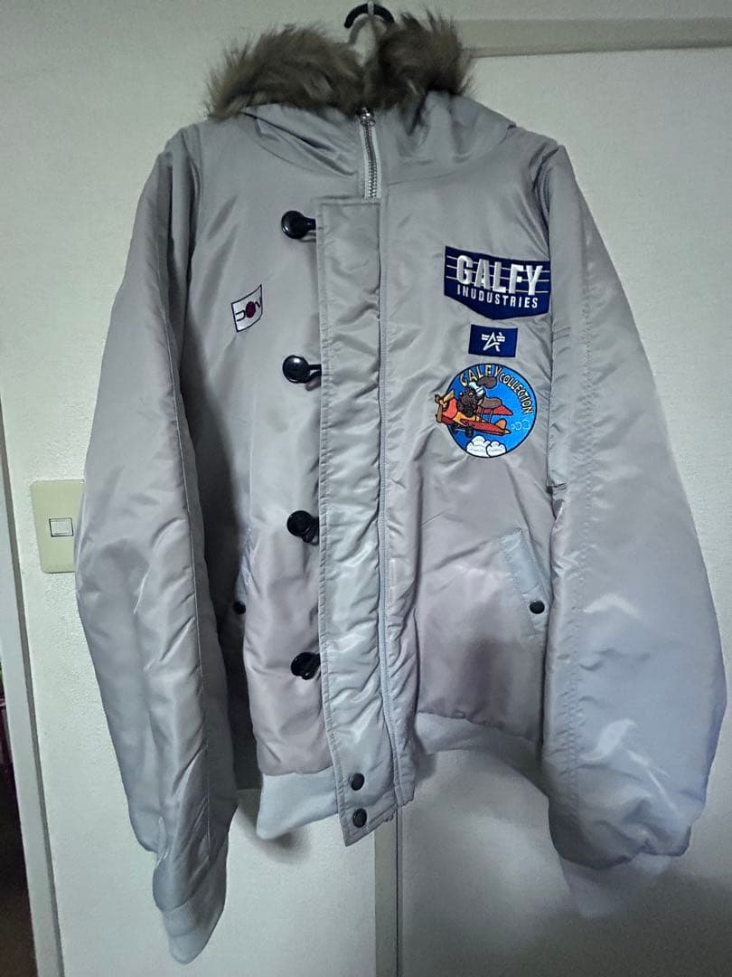 ガルフィー ファー付きジャンパー