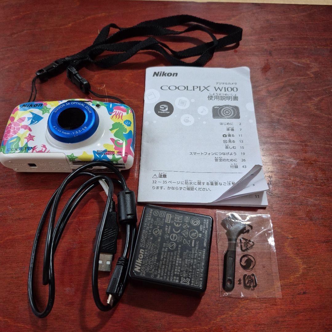 Nikon COOLPIX W100 リゾート　防水デジカメ