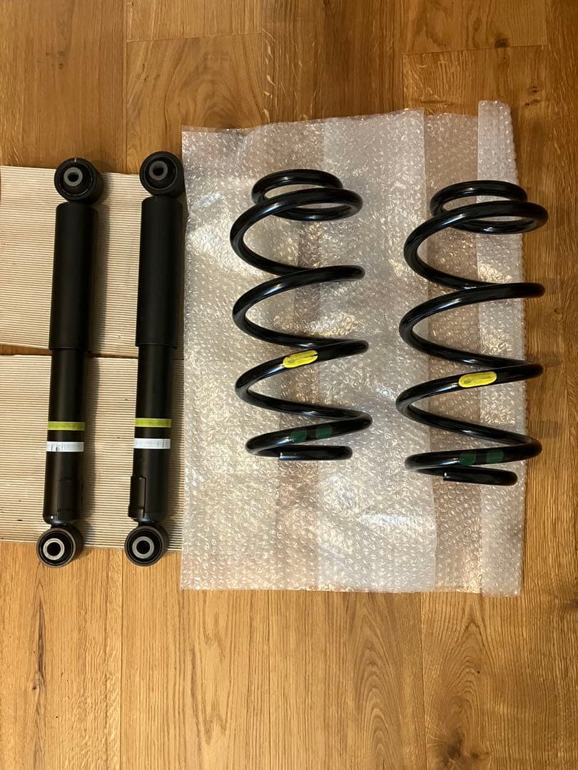 アルファード 30 後期 純正 リアサスペンション