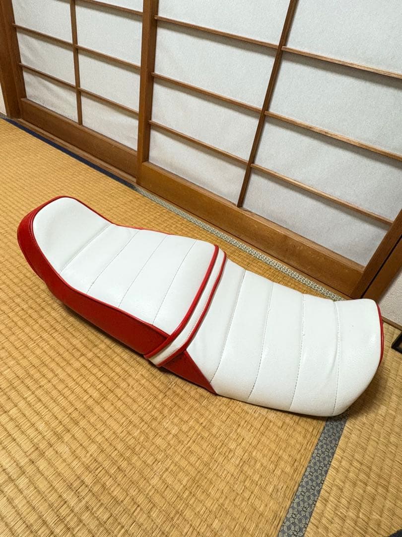 cb400sf nc39 nc42チョビ三段シート