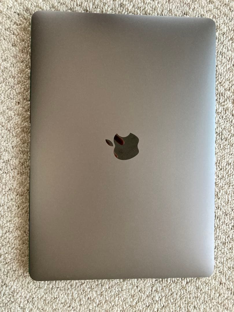 MacBook スペースグレー USB-Cポート2つ