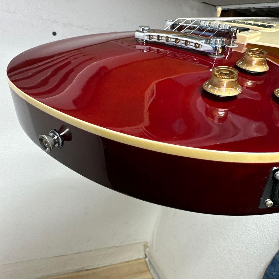 Maison メイソンレスポ―ルタイプ　エレキギター赤美品 ギターケース付き