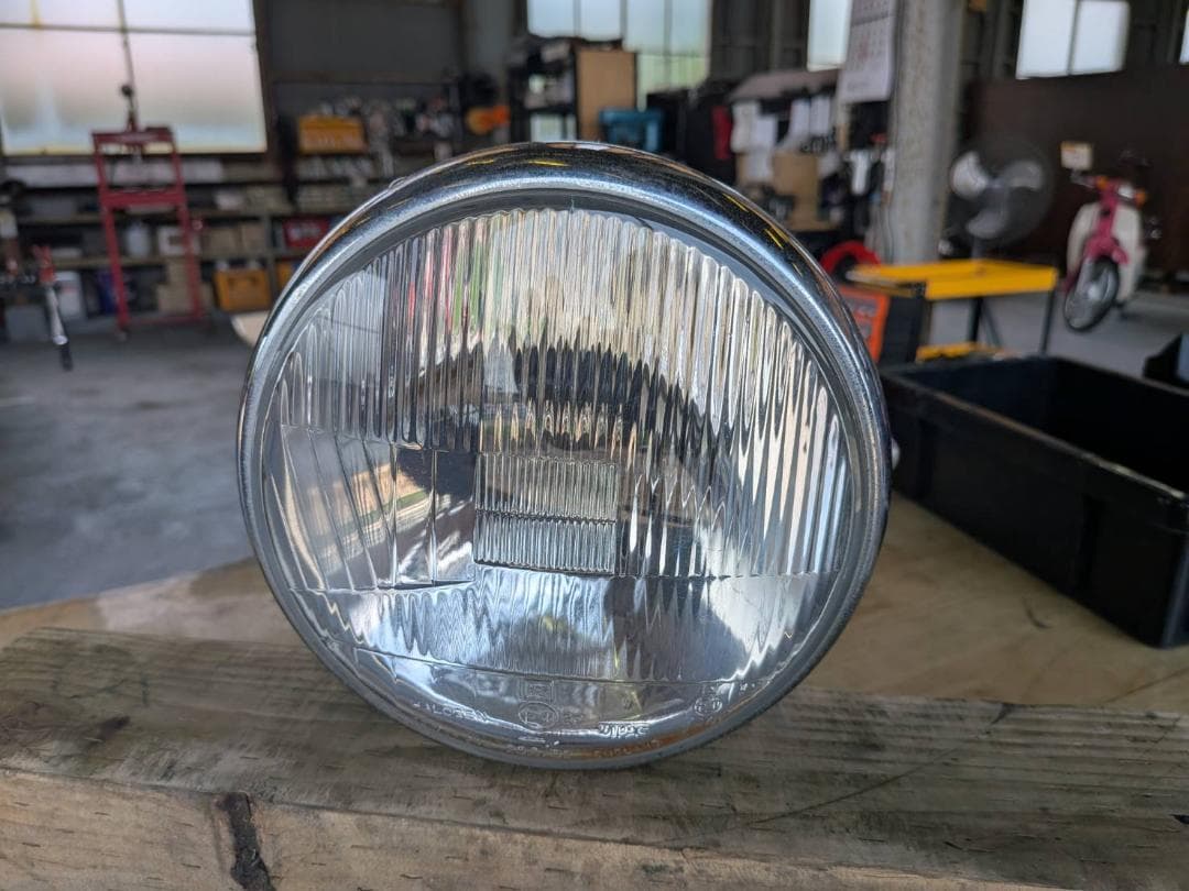 SR400　社外ルーカスヘッドライト、ステー、ハンドルストッパーセット