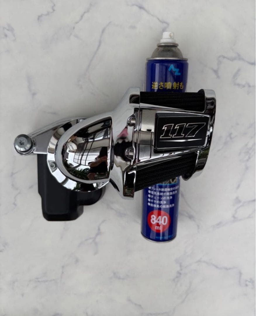 2023年式　Ｍ8 fxbr エアクリーナー