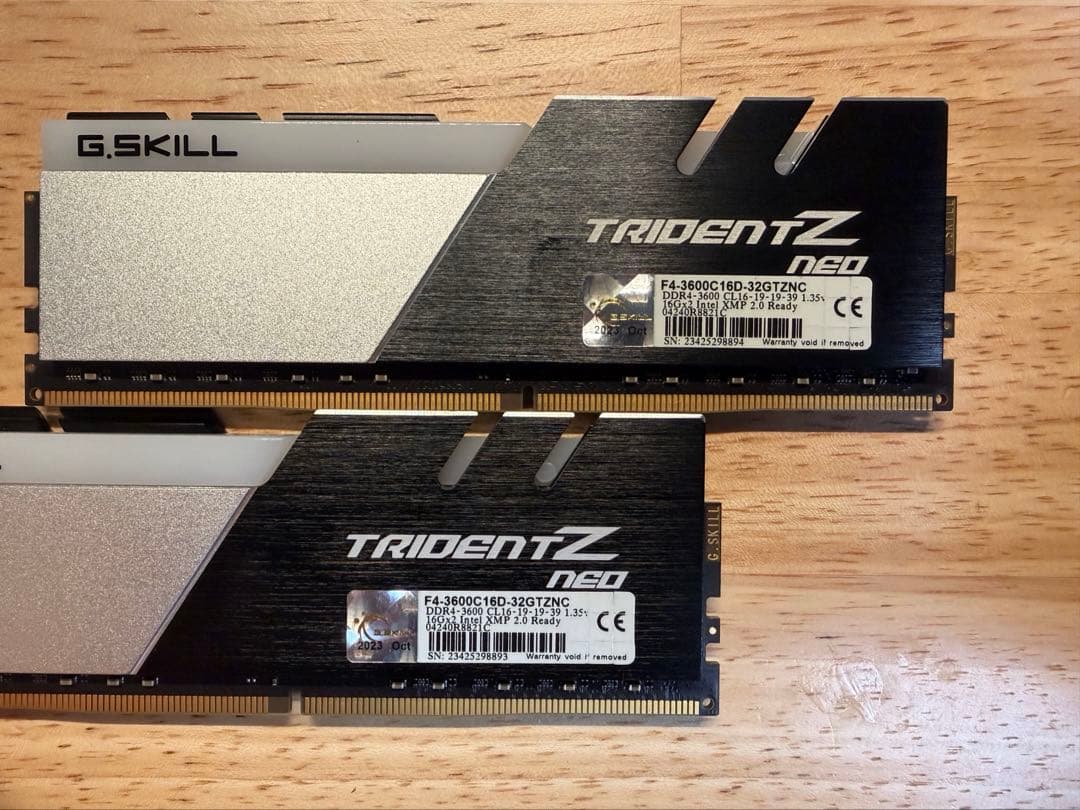 メモリー F4-3600C16D-32GTZNC