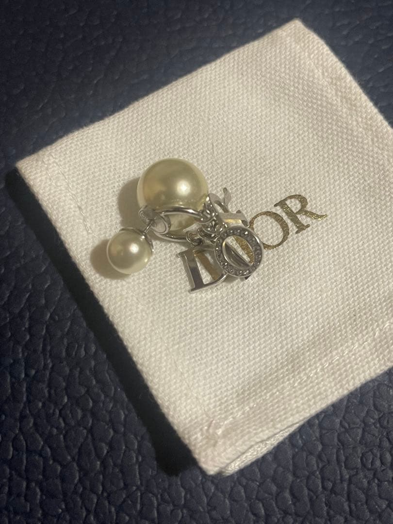 Dior Tribales ピアス