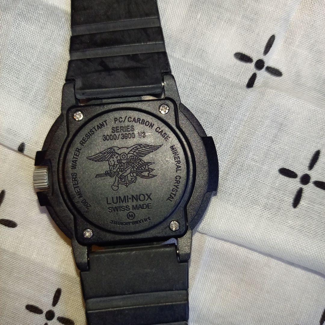 LUMI-NOX 3000シリーズ ブラックダイアル