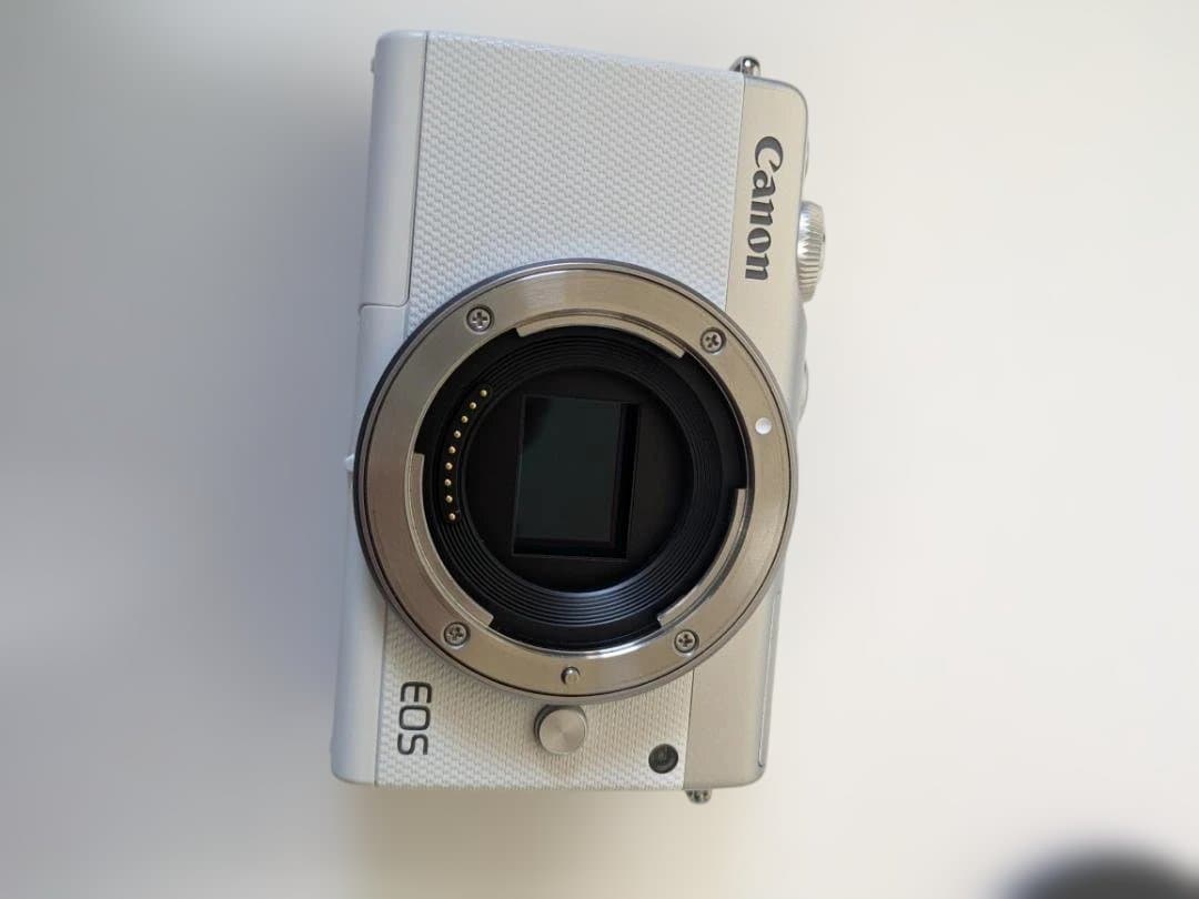 Canon EOS M100 ダブルズームキット ホワイト