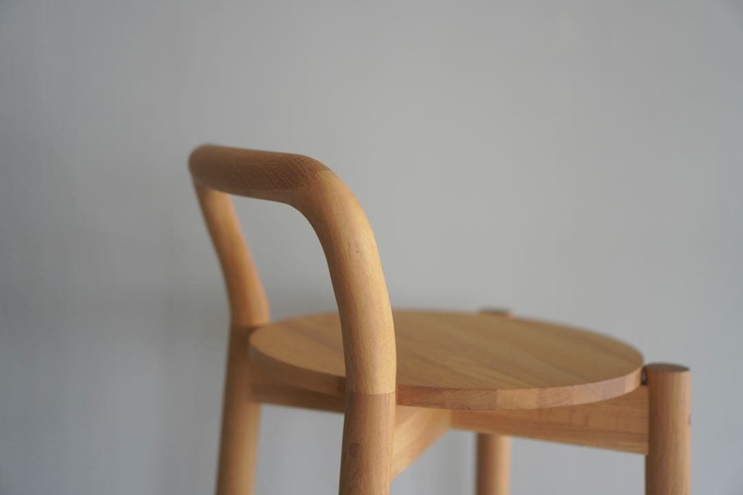 カリモクニュースタンダード/ CASTOR BARSTOOL