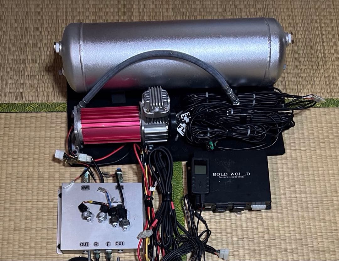 LC　ボルドワールド　プレライドシステム　　エアサス電磁弁