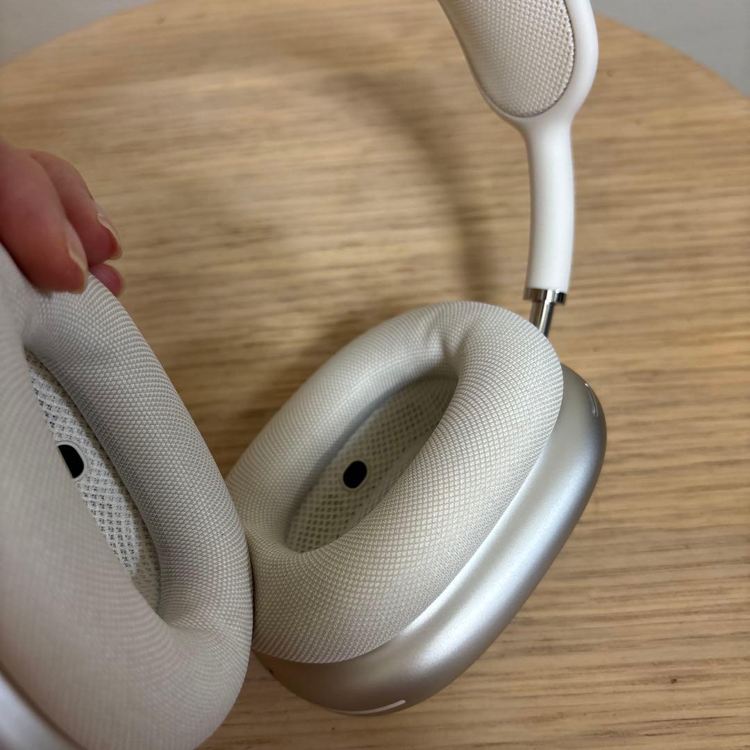 Apple AirPods Max スターライト　USB-C