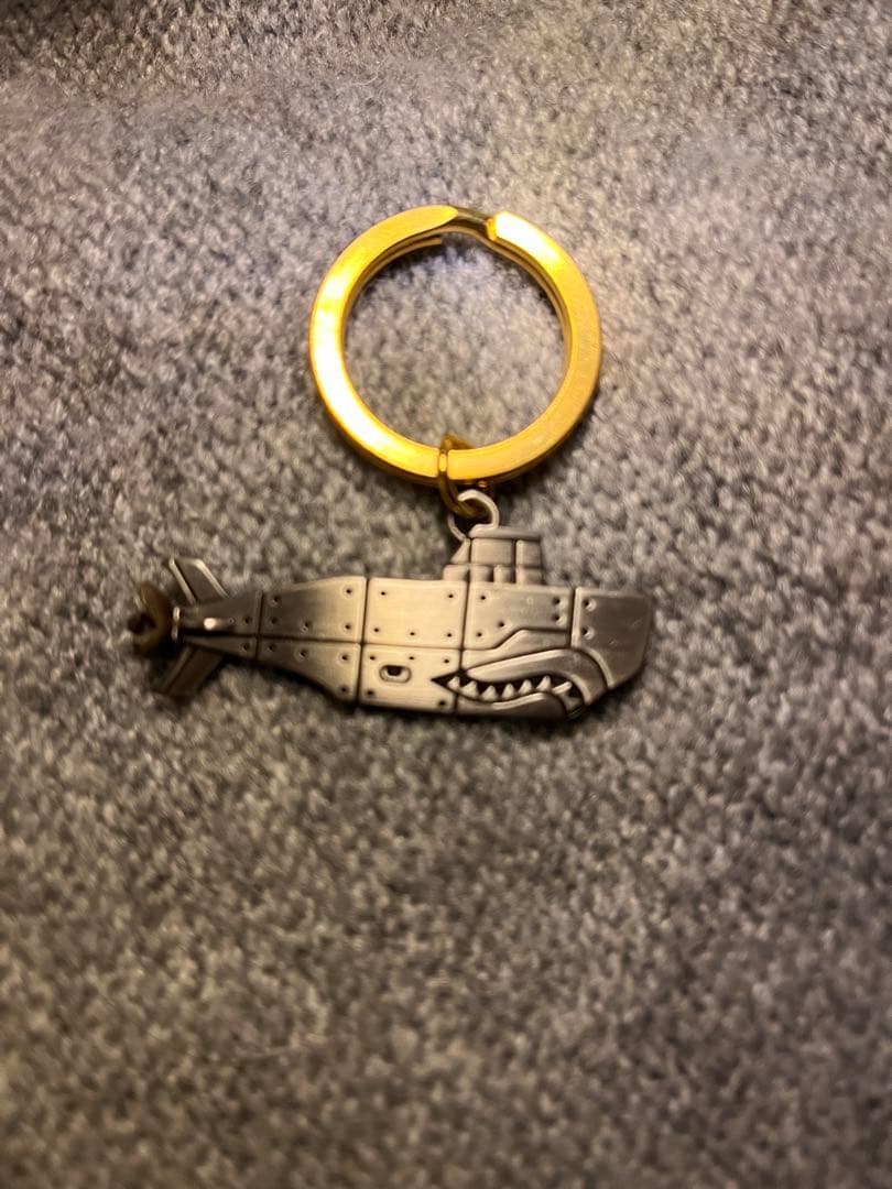 DESCENDANT潜水艦デザインキーホルダー