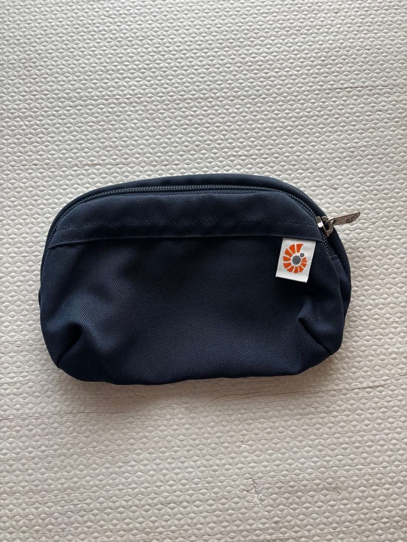 エルゴベビー OMNI Breeze ネイビー　前向き可