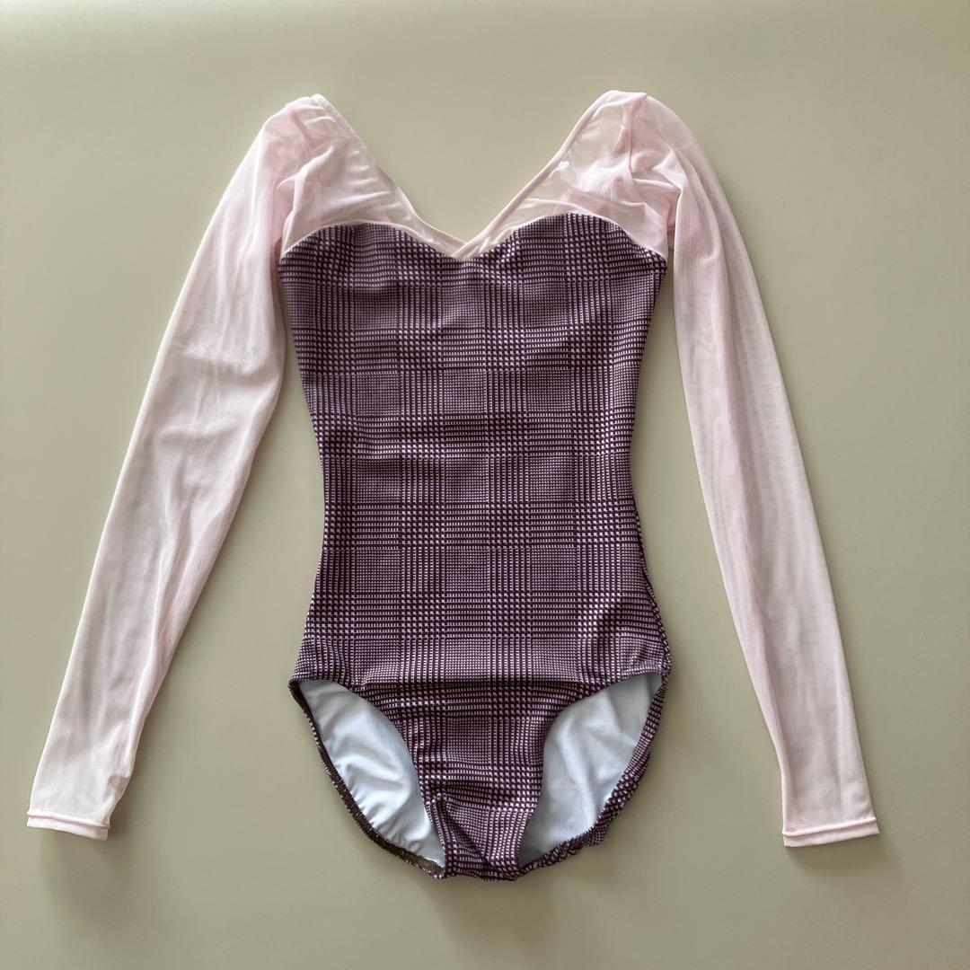 【美品】stina スティナ 長袖レオタード Pサイズ